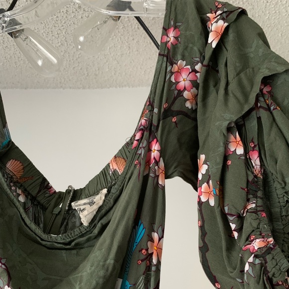 Romper - Picture 3 of 4